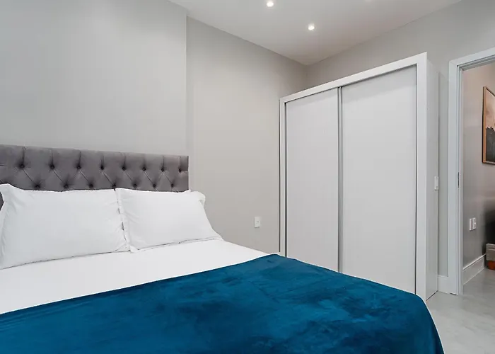 Apartamento 2 Quartos Com Suite Em Copacabana Na Quadra Da Praia